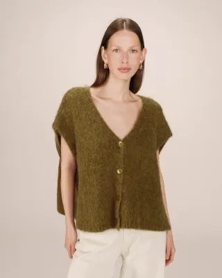 Sleeveless alpaca cardigan