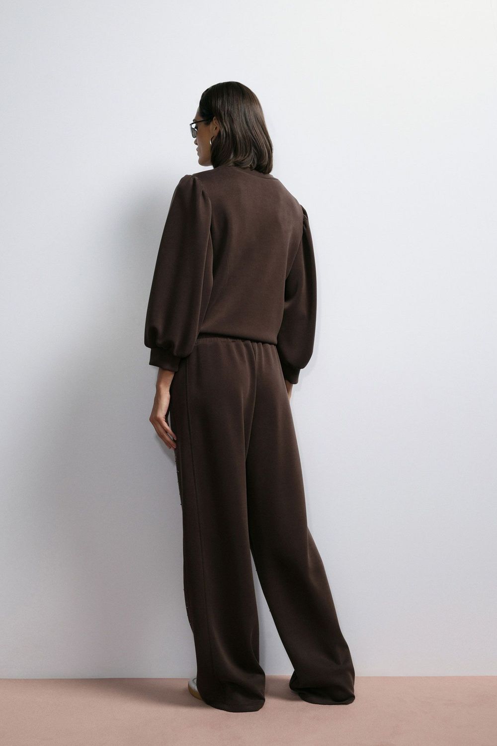 ​Palazzo pants with bright appliques