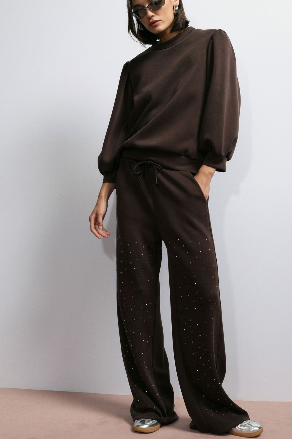 ​Palazzo pants with bright appliques