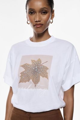 Crew-neck T-shirt with leaf print