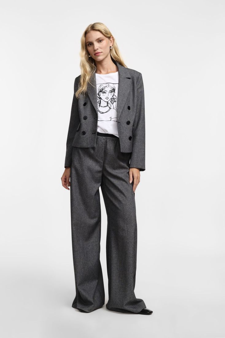​Mid-rise flared pants