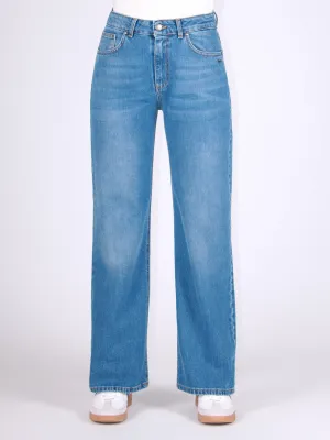 Straight stone wash jeans