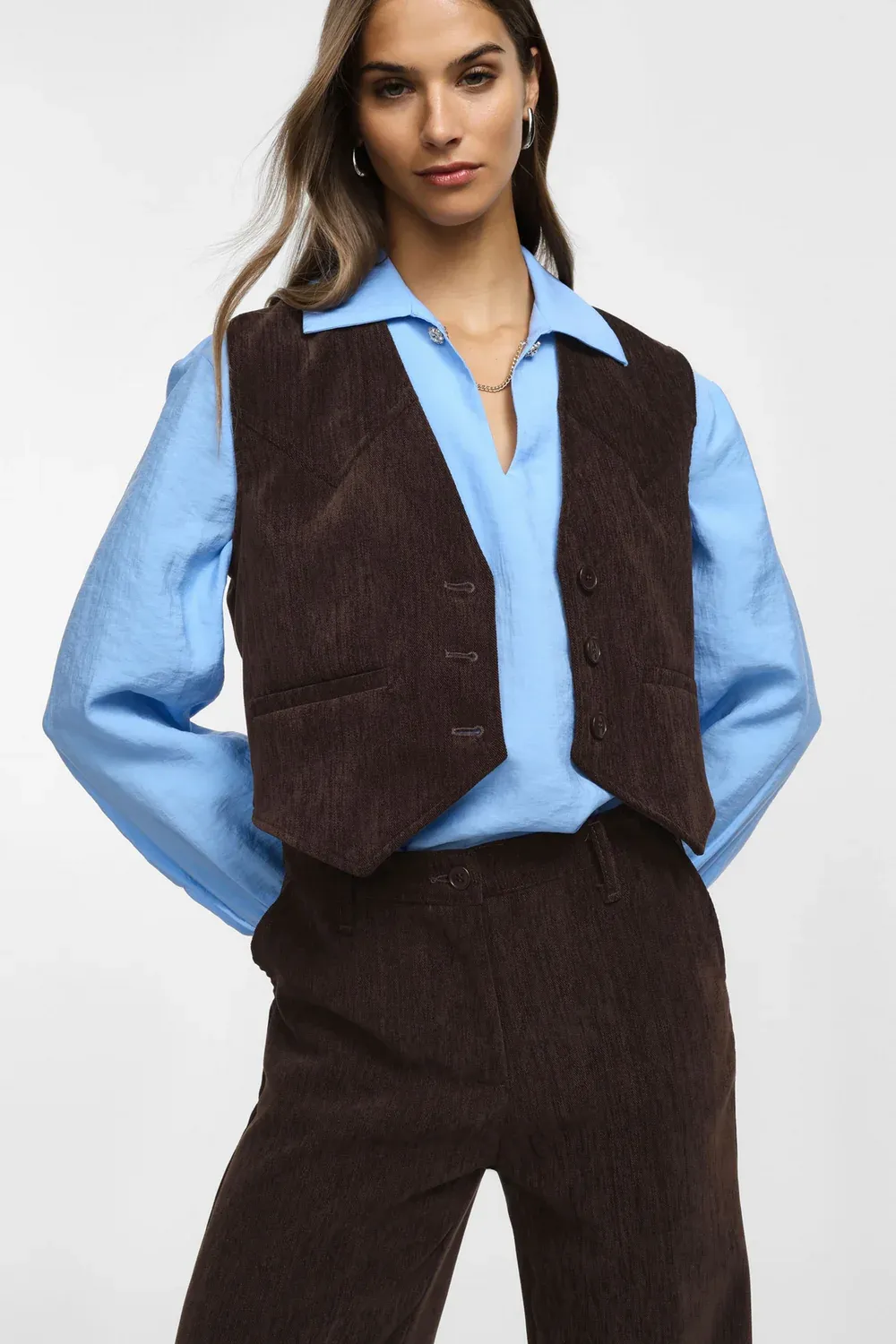 Cropped velvet vest