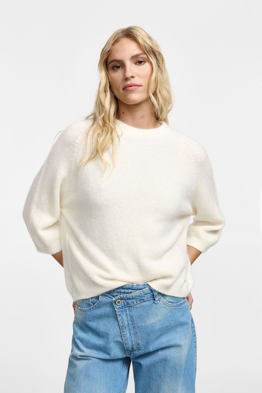 ​Basic sweater with 3/4 sleeves