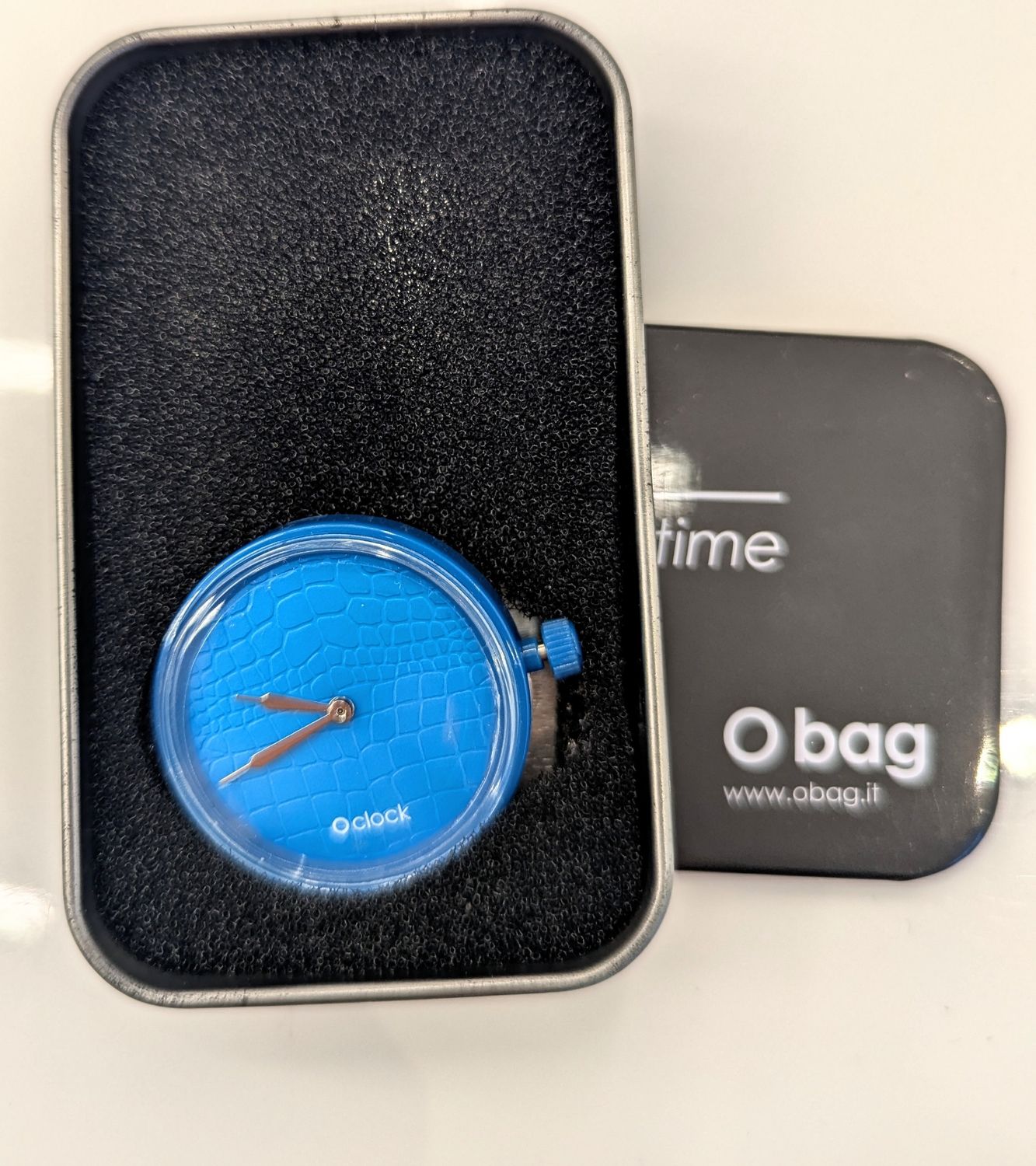 ​​O clock cocco laser mechanism