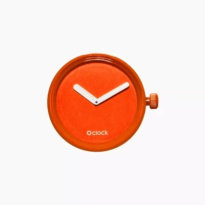 Tone on tone O clock mechanism