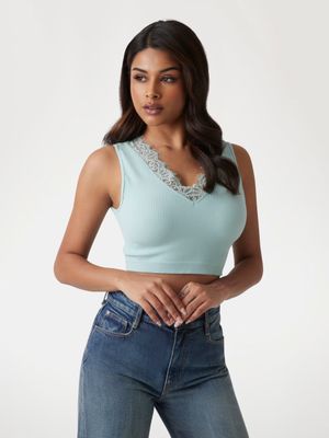 Cropped top in knitted lace Cropped top in knitted lace