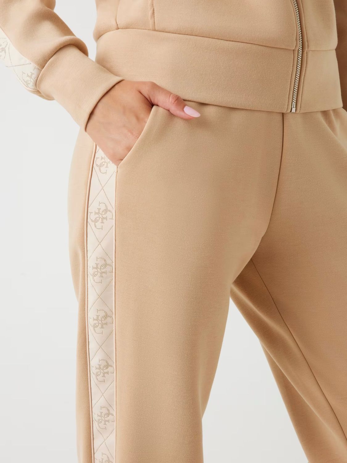 Scuba joggers with logo band