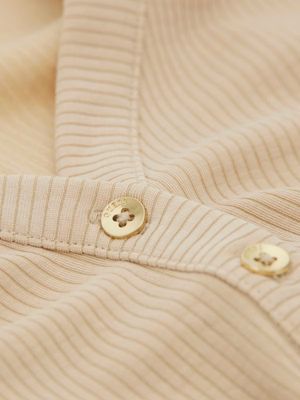 Slim-fit ribbed sweater