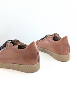 Leather sneakers
