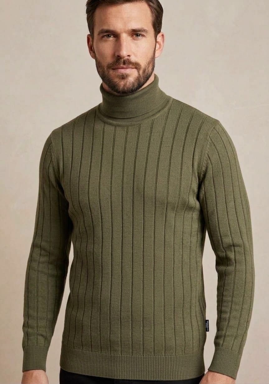 Slim-fit turtleneck with inlays