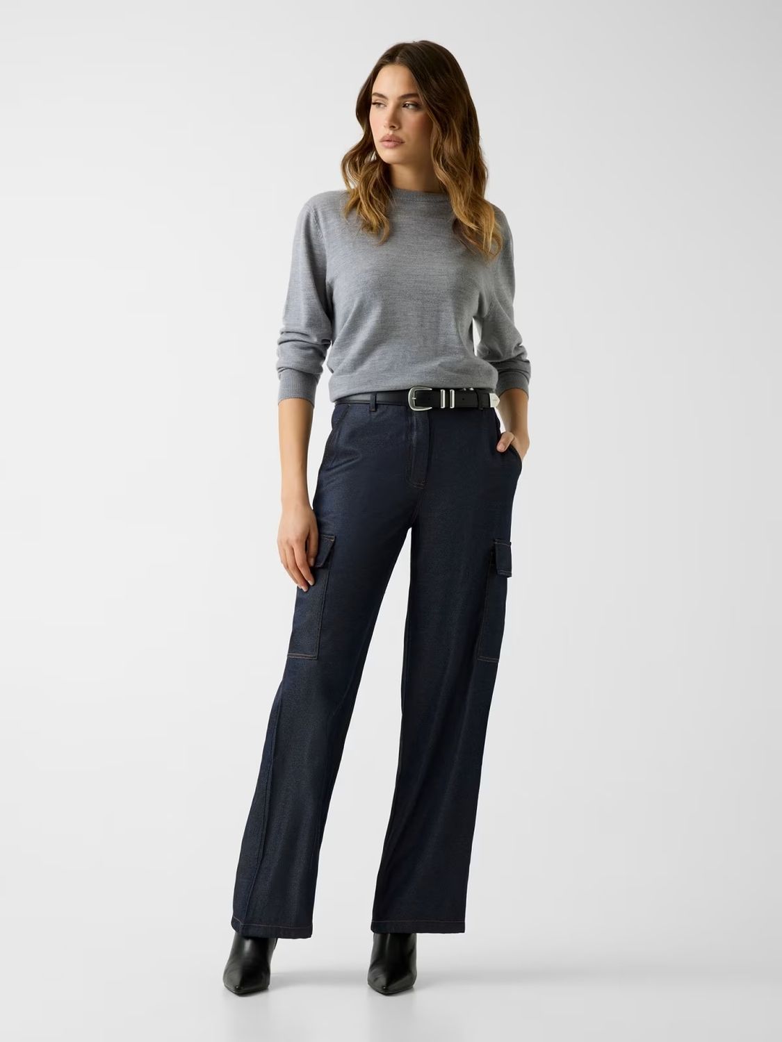 Cargo pants in flowing denim