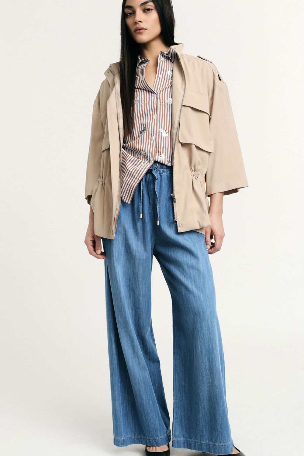 Wide-leg jeans with elasticated waist