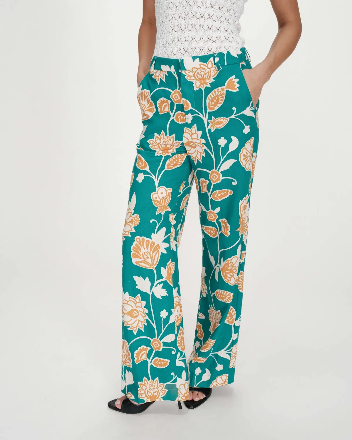 Straight-leg floral pants