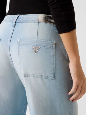 Wide-leg jeans in light denim