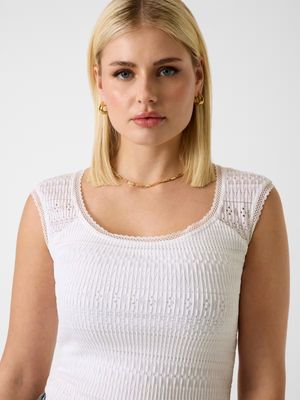 Slim-fit perforated top
