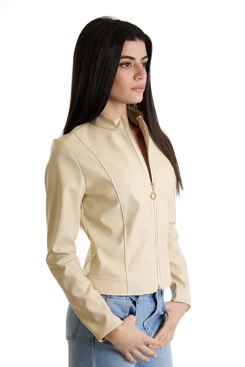 Short faux leather jacket