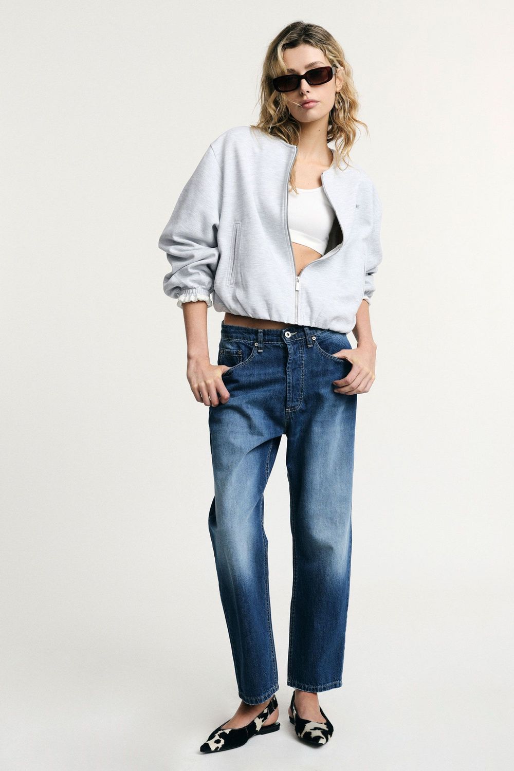 ​Straight-leg jeans with a faded wash