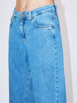 ​Carrot jeans in lightweight