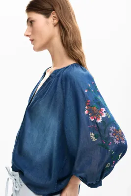 Regular-fit chambray blouse with embroidery