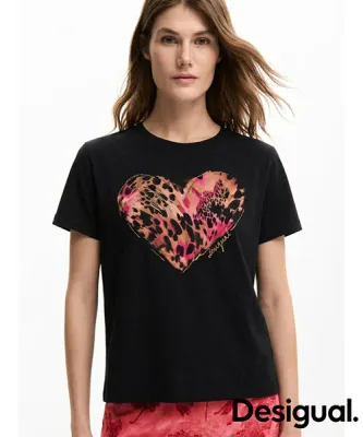 ​Regular T-shirt with animal heart print