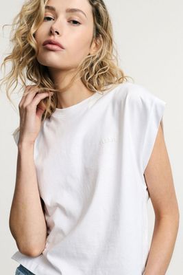 Basic T-shirt with logo 3D