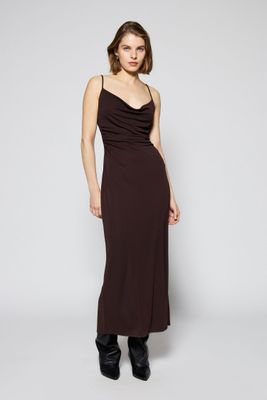 Long dress with a low back