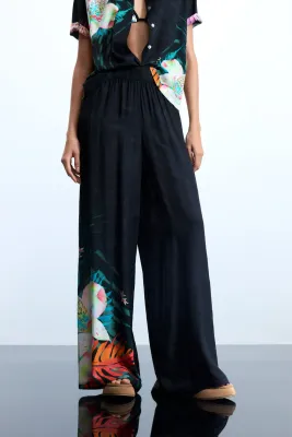 ​Wide-leg tropical pants