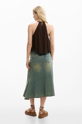 Asymmetrical top with applique