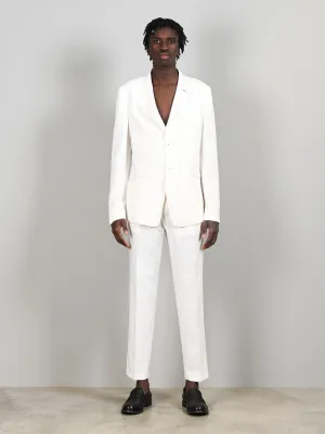 Single-breasted suit in flowing fabric