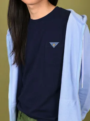 T-shirt basica con taschino