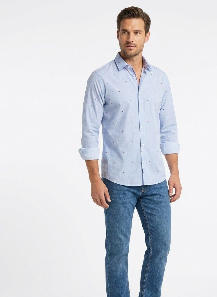 Slim-fit striped shirt