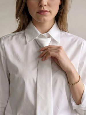 Poplin shirt with tie