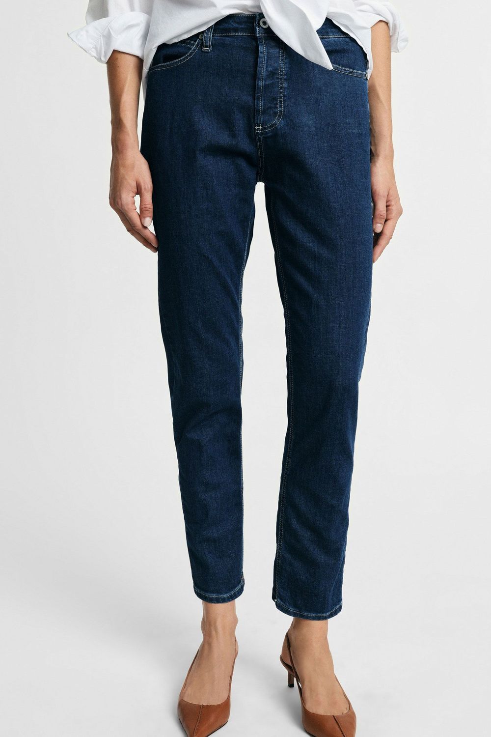​​Mid-rise slim-fit jeans