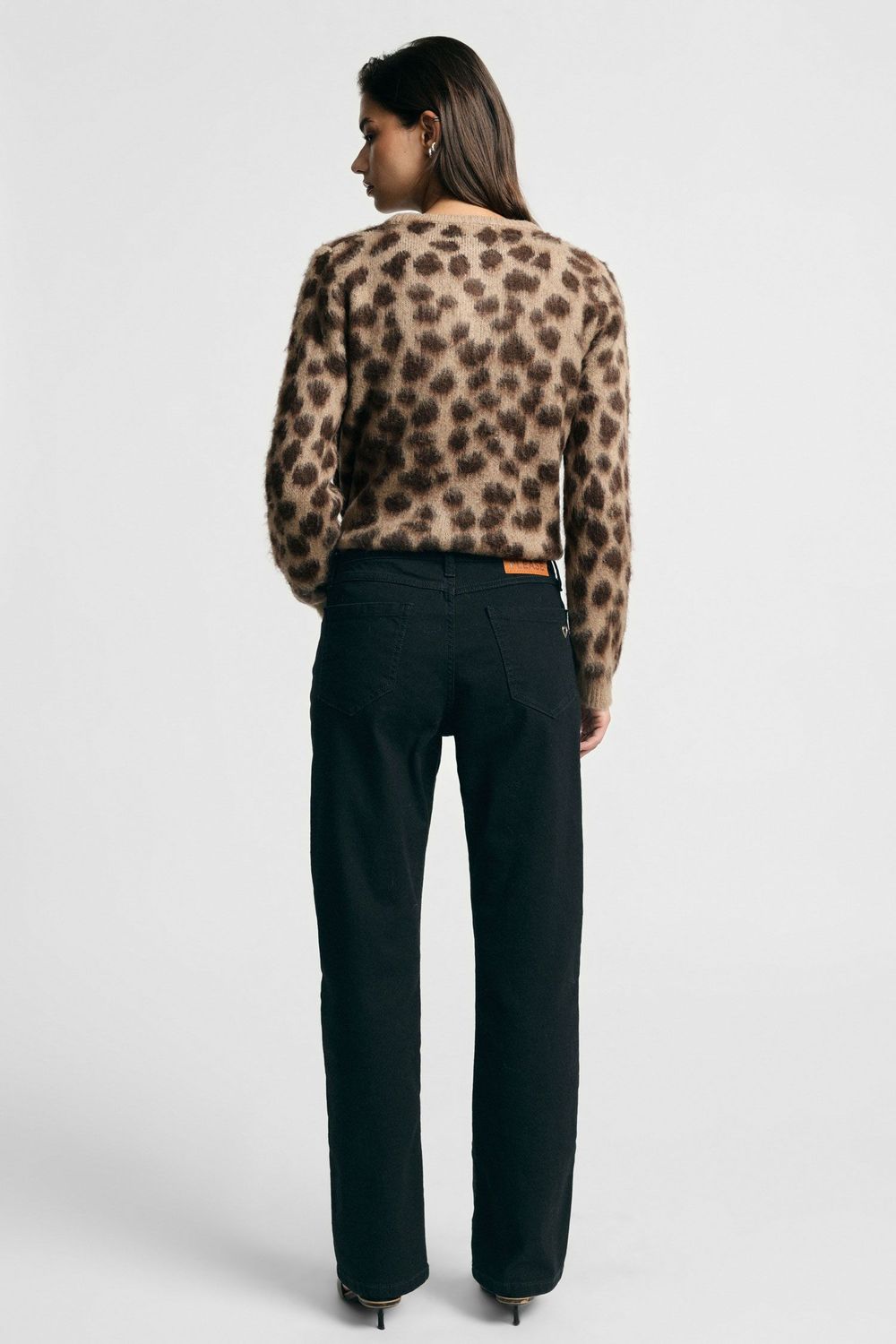 ​Black slim-fit cigarette jeans