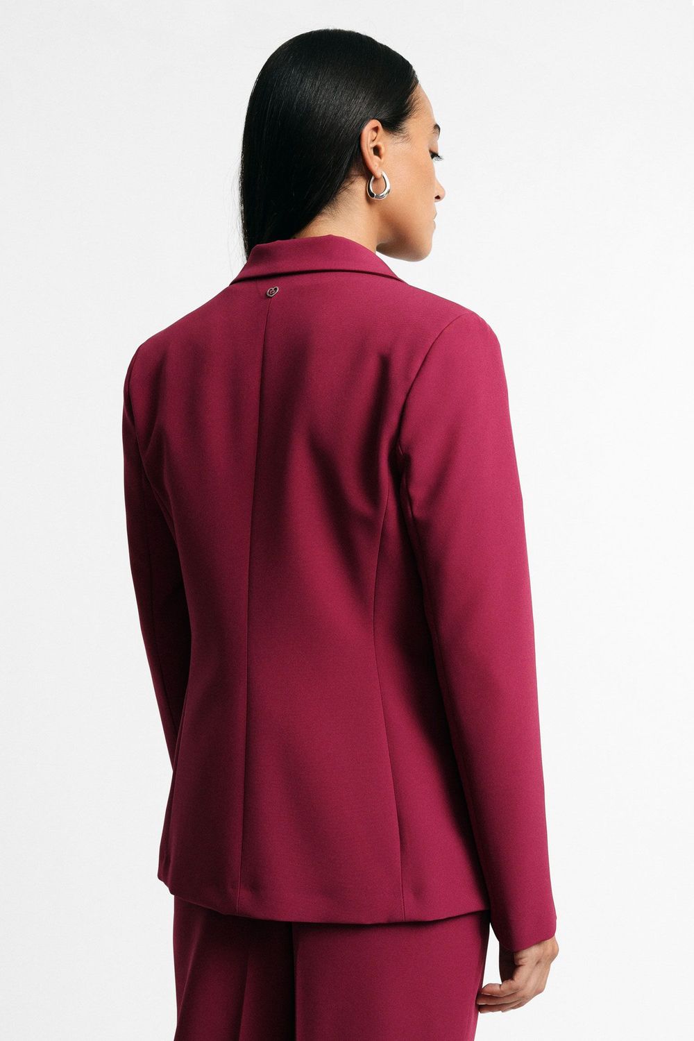 ​Slim-fit single-breasted blazer