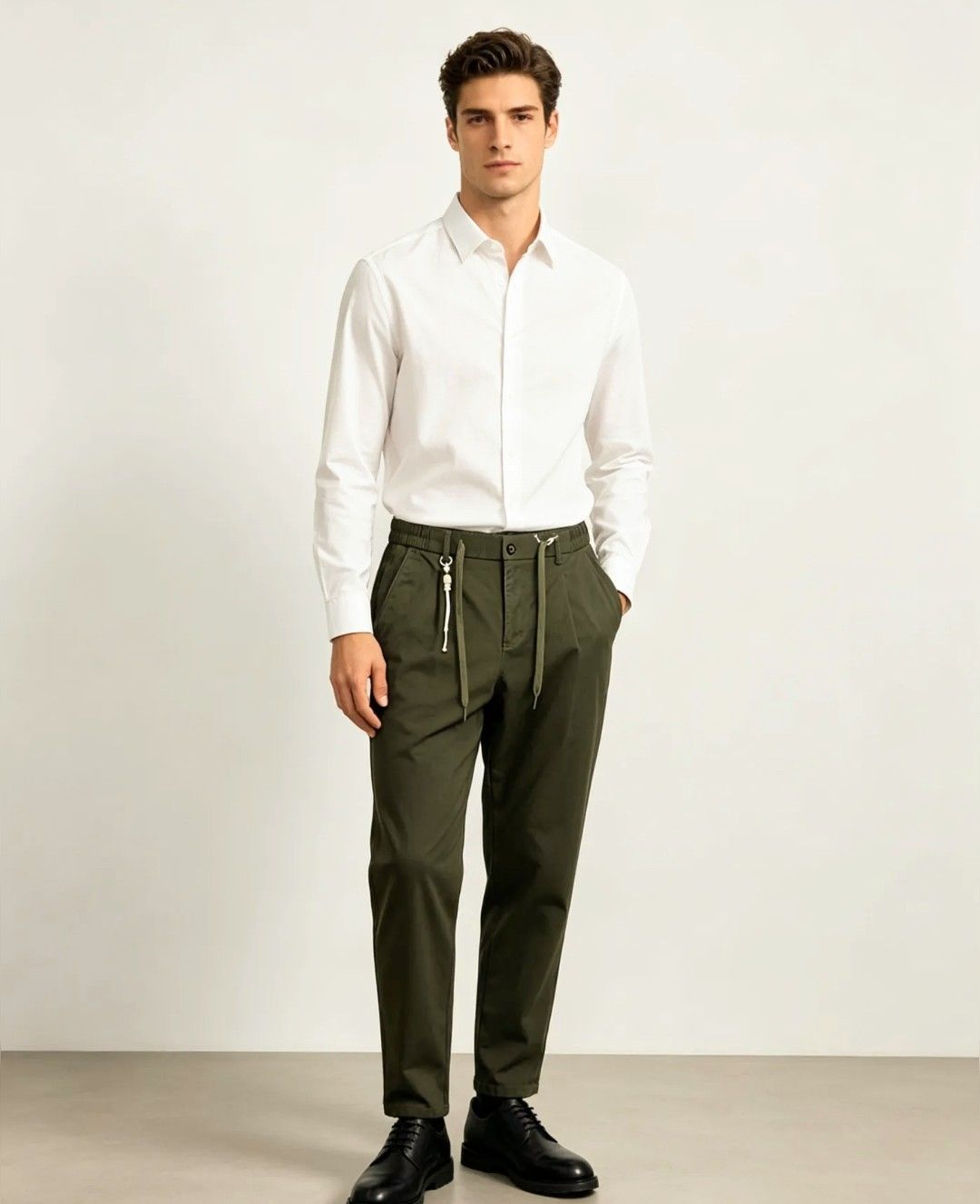 ​Pleated chino joggers with