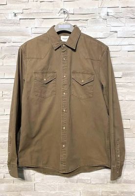 Regular-fit denim shirt with pockets