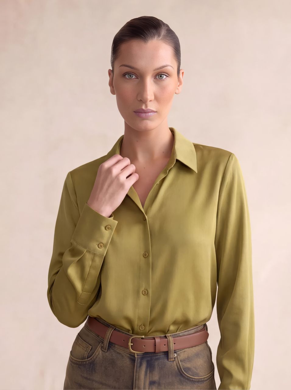 ​Regular-fit satin shirt