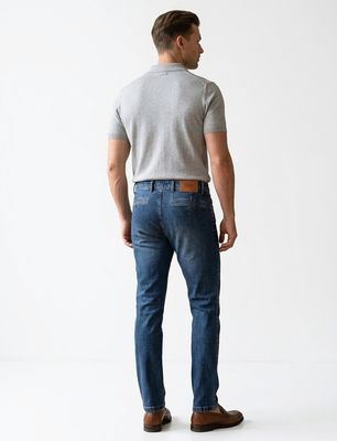 Slim-fit chino jeans