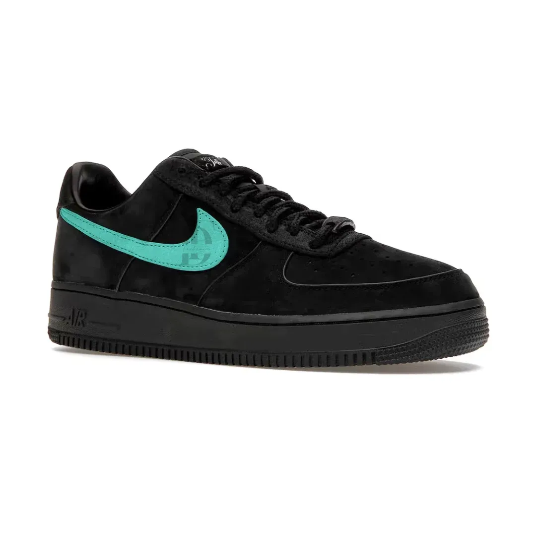 Nike Air Force 1 Low  x Tiffany &amp; Co. 1837 (Friends and Family) in Triple Black