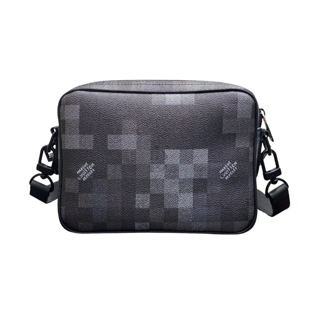 Louis Vuitton Messenger Bag