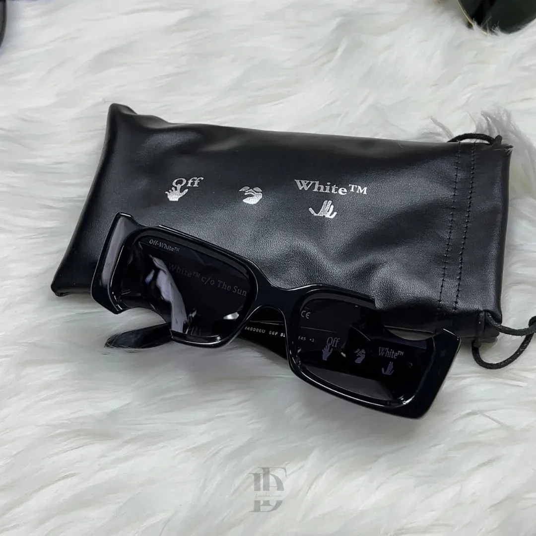 Off-White Black Meteor Cut-Out Cady Sunglasses