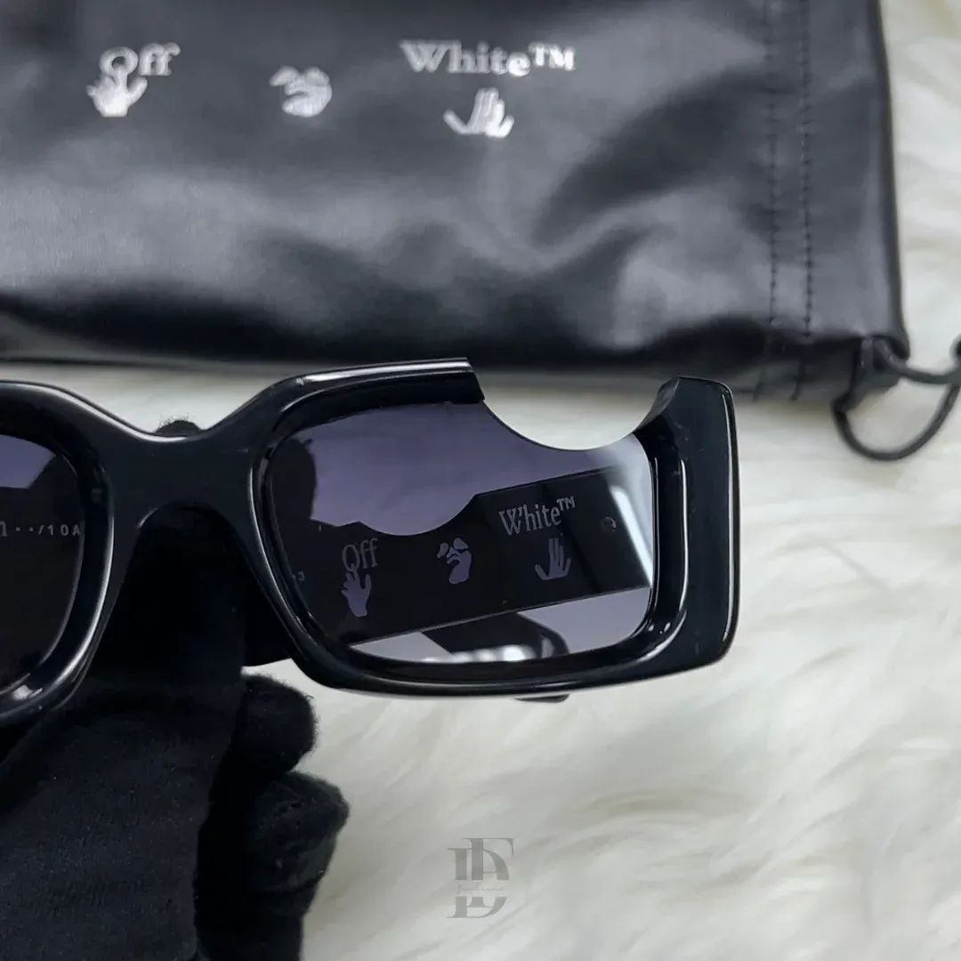 Off-White Black Meteor Cut-Out Cady Sunglasses