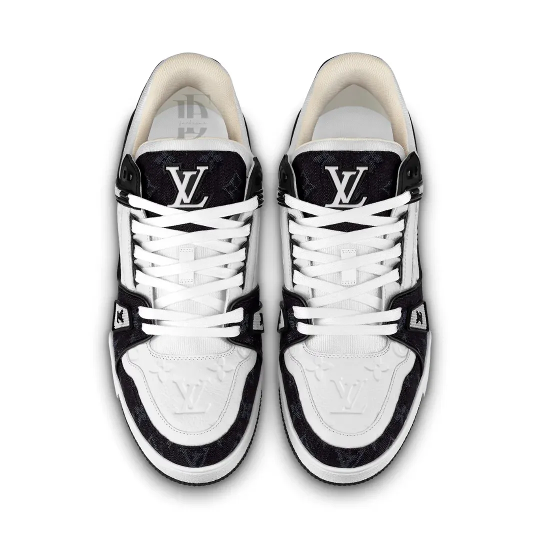 Louis Vuitton Trainer Sneaker – Black &amp; White Monogram