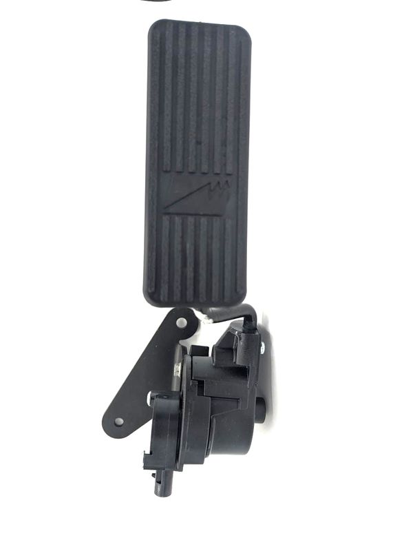 Throttle Pedal Assembly, Freightliner Dual Drive