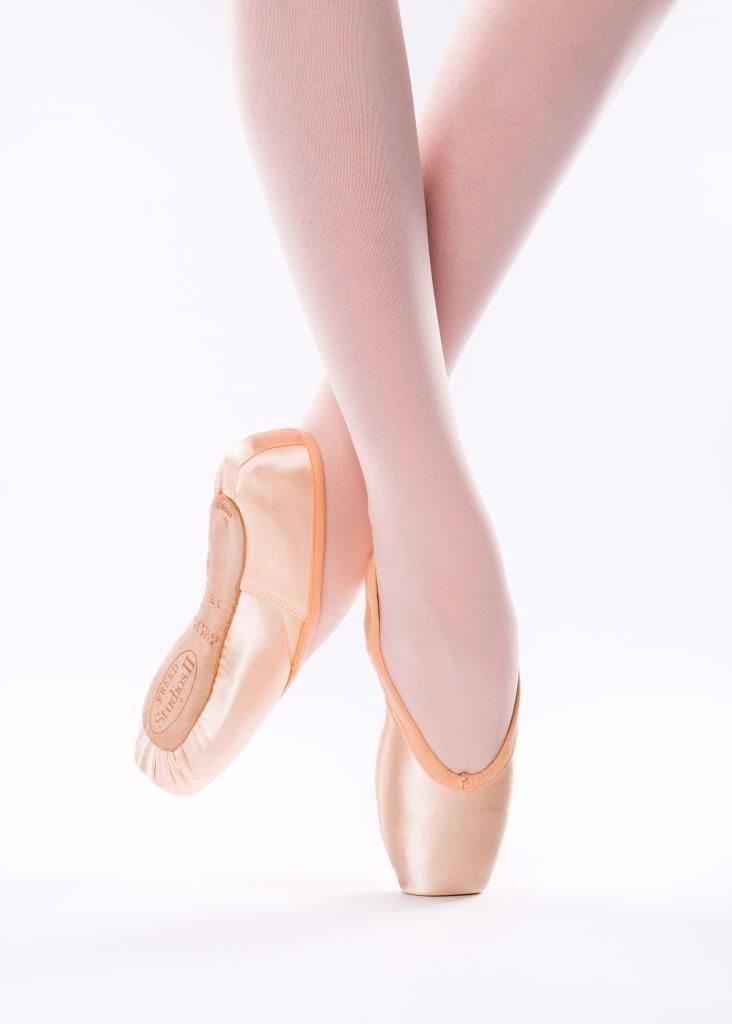 Freed Studio Opera Pointe Shoe 4.5 C Standard