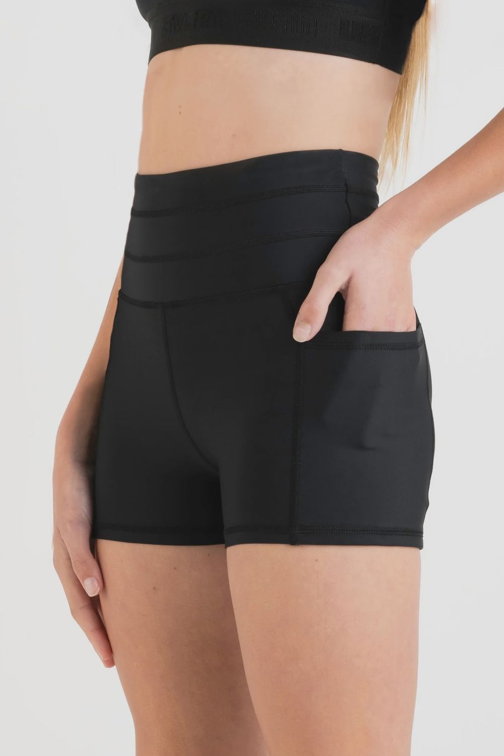 Every Turn On the Go Shorts Black 10