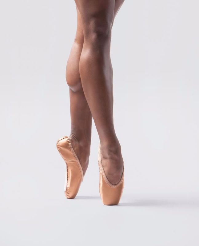 Freed Studio Professional Pointe Shoe STUX 2.5 E