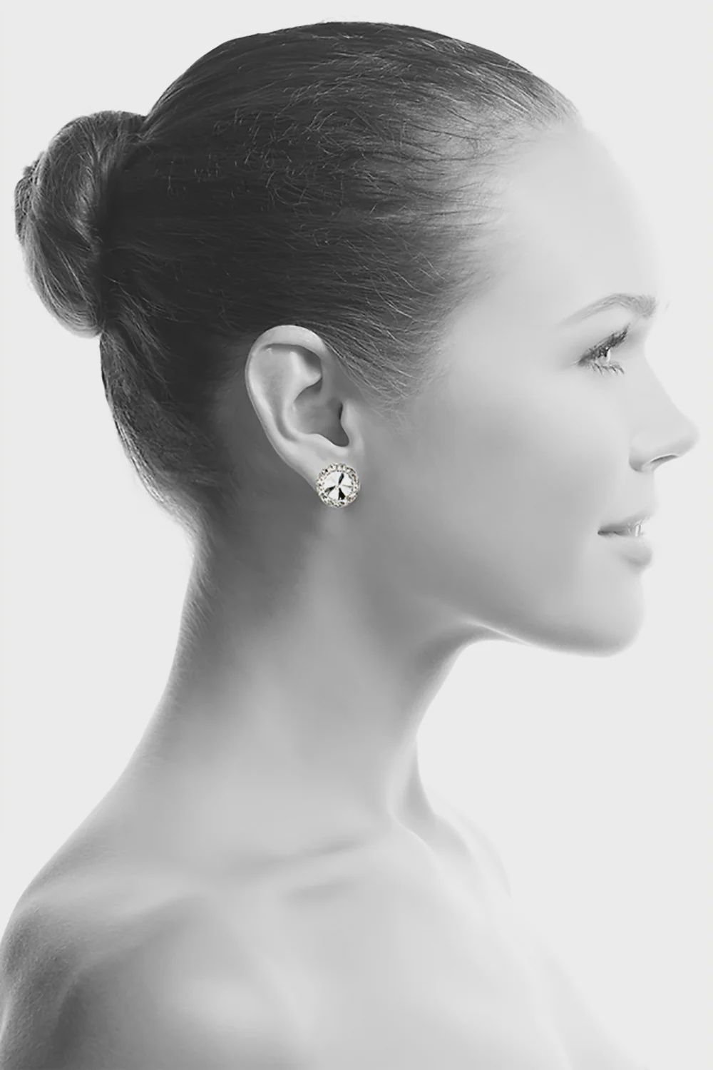 GG Crystal Pierced Earrings Clear 17mm